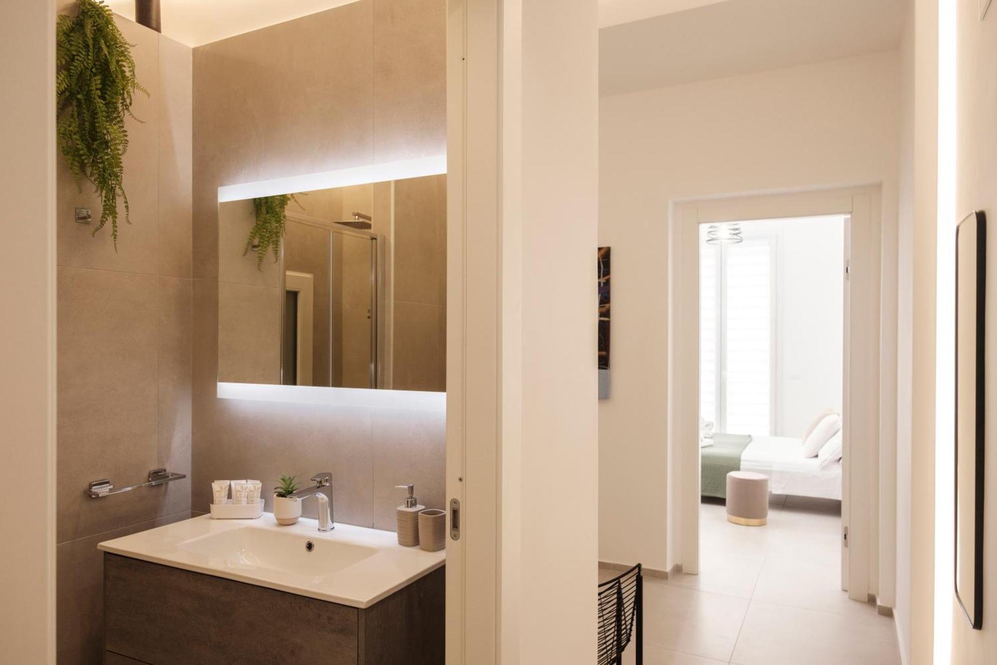 Pepoli Deluxe - Exclusive Apartment - Free Parking ตราปานี ภายนอก รูปภาพ